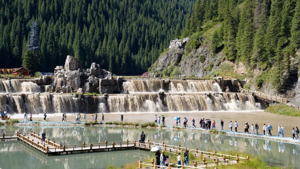 夏日最美群像 | MG不朽情缘官网物流2024年中团建特辑