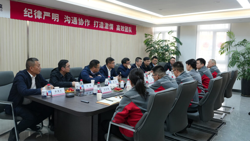 吉利商用车集团莅临MG不朽情缘官网物流进行交流