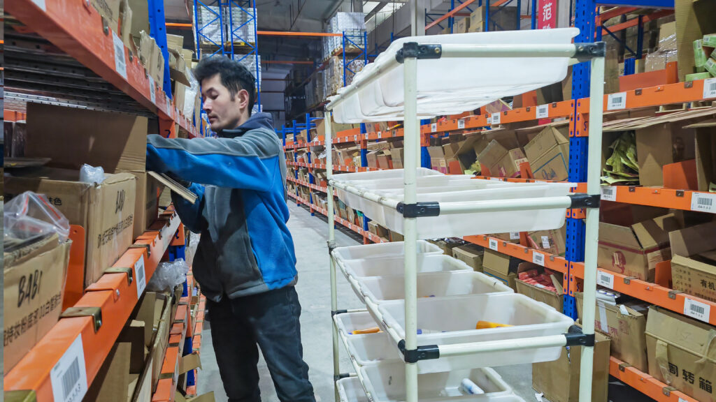 物流节特辑 | 物流人：汇聚微光，筑梦前行